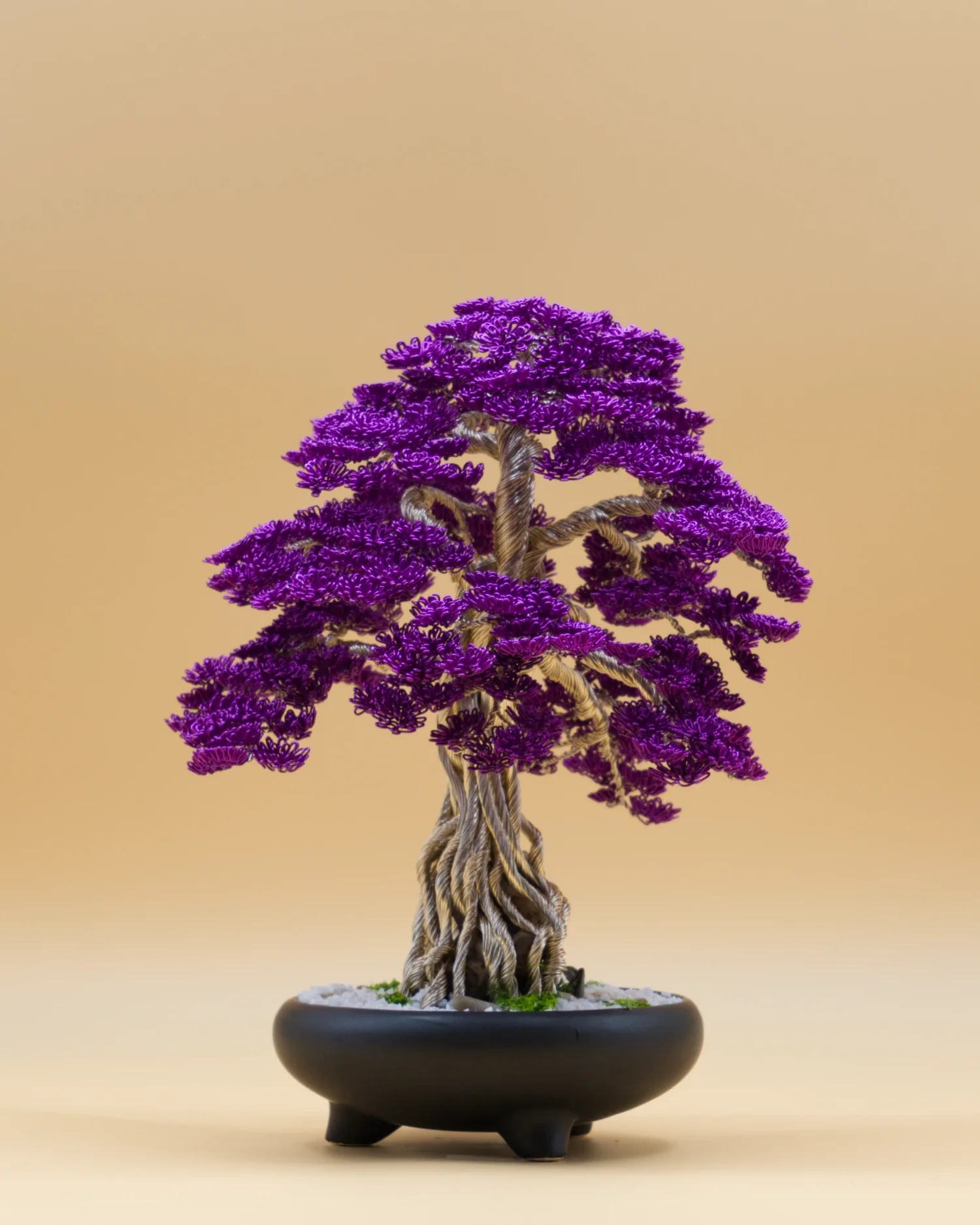 Bonsaï artificiel en fil de fer « Reflet d'Iris » – feuillage violet, tronc champagne
